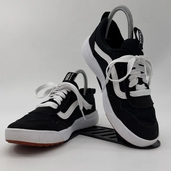 Vans Range EXP Low Top Youth Size 4 Black White Nylon Suede Sneakers - Picture 3 of 16